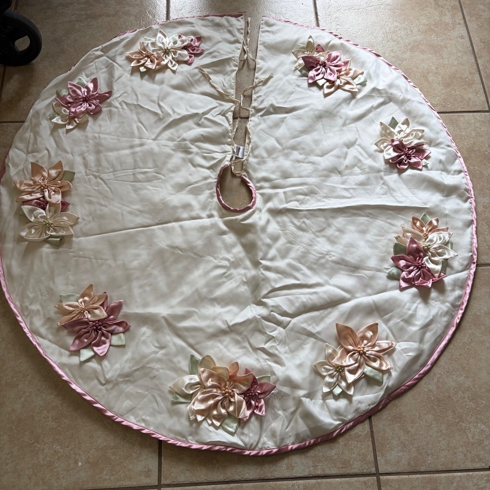 Martha Stewart Everyday Satin Christmas Tree Skirt Pink 3D Poinsettia 48in